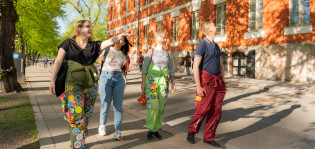 Opiskelijoita haalit päällä